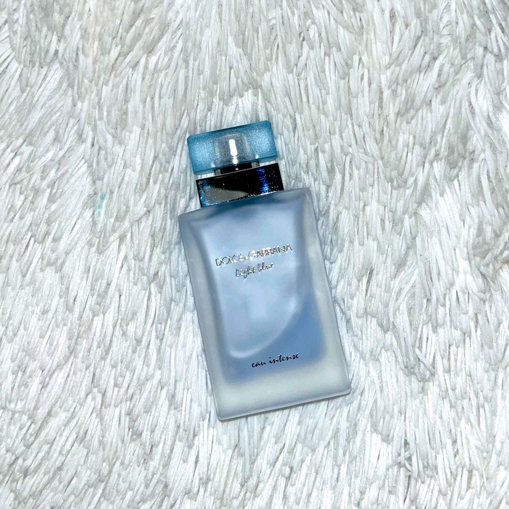 Dolce and Gabbana Light Blue Perfume